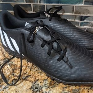 Adidas Predator turf cleat